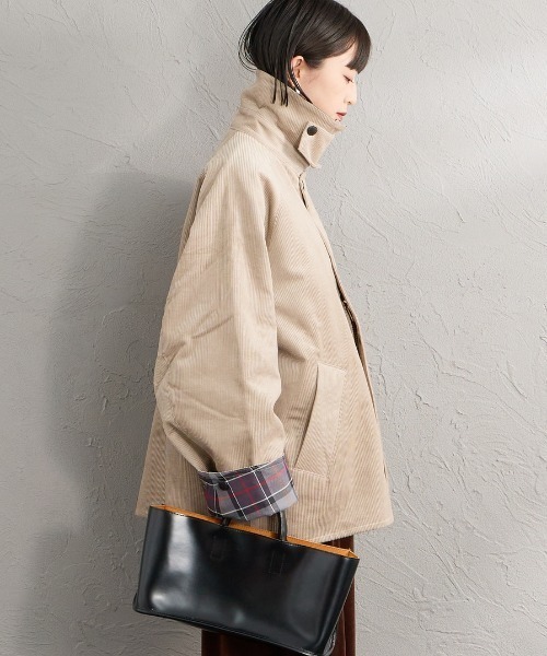 Barbour（バブアー）の「【WEB先行予約】[Barbour/バブアー] 別注 TRANSPORT トランスポートコーデュロイジャケット（その他アウター・レディース・グレイッシュベージュ/ブラウン・42/40/38/36/34）」の20枚目の写真