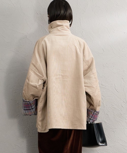 Barbour（バブアー）の「【WEB先行予約】[Barbour/バブアー] 別注 TRANSPORT トランスポートコーデュロイジャケット（その他アウター・レディース・グレイッシュベージュ/ブラウン・42/40/38/36/34）」の21枚目の写真