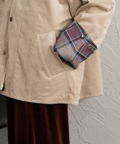 Barbour（バブアー）の「【WEB先行予約】[Barbour/バブアー] 別注 TRANSPORT トランスポートコーデュロイジャケット（その他アウター・レディース・グレイッシュベージュ/ブラウン・42/40/38/36/34）」の18枚目の写真