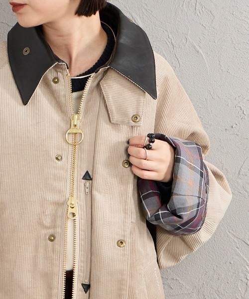 Barbour（バブアー）の「【WEB先行予約】[Barbour/バブアー] 別注 TRANSPORT トランスポートコーデュロイジャケット（その他アウター・レディース・グレイッシュベージュ/ブラウン・42/40/38/36/34）」の16枚目の写真