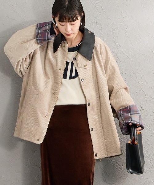Barbour（バブアー）の「【WEB先行予約】[Barbour/バブアー] 別注 TRANSPORT トランスポートコーデュロイジャケット（その他アウター・レディース・グレイッシュベージュ/ブラウン・42/40/38/36/34）」の7枚目の写真