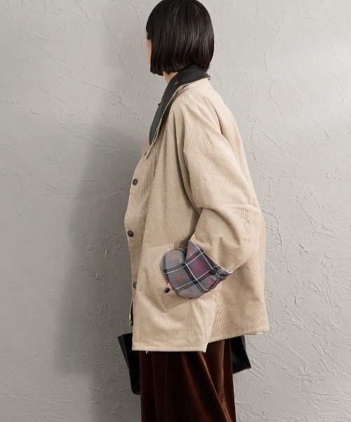 Barbour（バブアー）の「【WEB先行予約】[Barbour/バブアー] 別注 TRANSPORT トランスポートコーデュロイジャケット（その他アウター・レディース・グレイッシュベージュ/ブラウン・42/40/38/36/34）」の8枚目の写真
