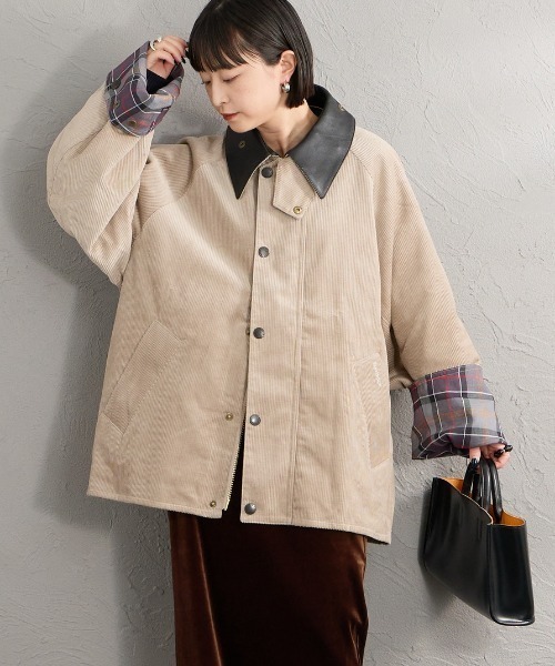Barbour（バブアー）の「【WEB先行予約】[Barbour/バブアー] 別注 TRANSPORT トランスポートコーデュロイジャケット（その他アウター・レディース・グレイッシュベージュ/ブラウン・42/40/38/36/34）」の13枚目の写真