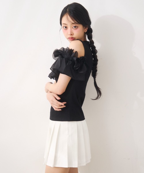 Noelie（ノエリー）の「フラワーオフショルトップス（Tシャツ/カットソー・レディース・ベージュ/ブラック・FREE）」の15枚目の写真
