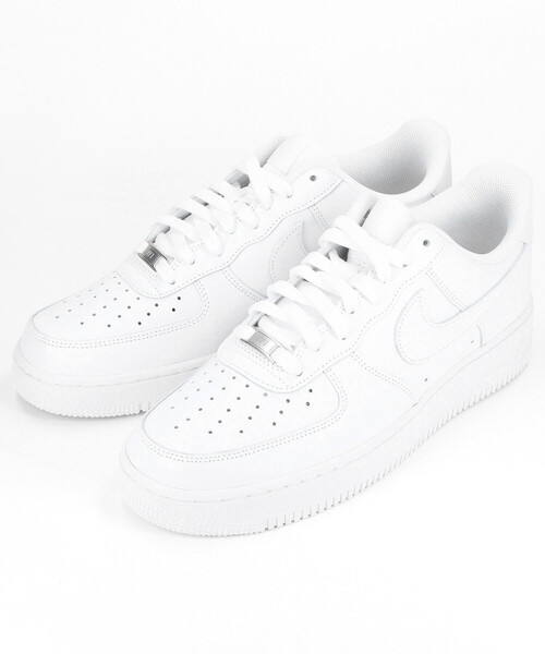 NIKE(ナイキ)の「限定展開 NIKE/ナイキ AIR FORCE 1 エアフォース1(スニーカー・メンズ・ブラック/ホワイト・27.5cm/27.0cm/28.0cm/26.5cm/26.0cm)」の2枚目の写真