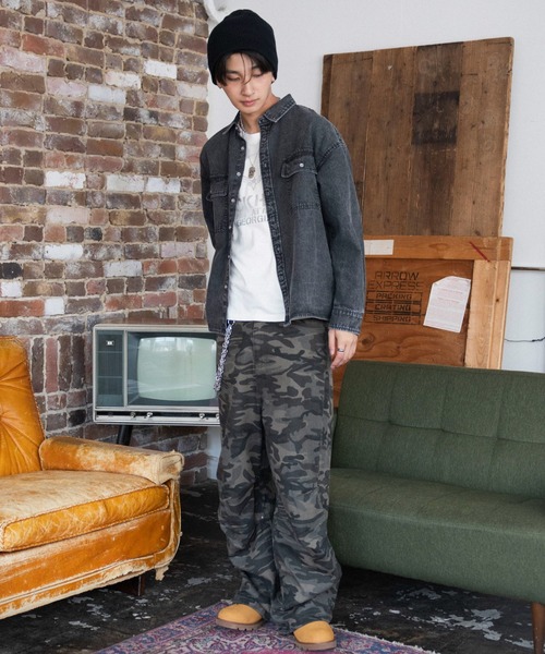 WEGO(ウィゴー)の「WEGO/【26年秋冬新作】カラーデニムシャツ(シャツ/ブラウス・メンズ・レッド系その他/ブラック系3・LARGE/MEDIUM)」の17枚目の写真