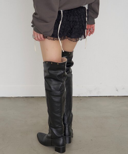 WHO'S WHO gallery（フーズフーギャラリー）の「【26AW LOOK掲載品番】2WAYボアカフロングブーツ（ブーツ・レディース・ブラウン/ブラック・MEDIUM/X-LARGE/LARGE）」の16枚目の写真