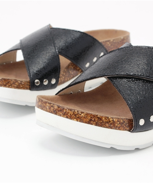 Noubel Voug Relax（ヌーベルヴォーグリラックス）の「ホワイトソール　スポーツペタンコサンダル（サンダル・レディース・ブラック/シャンパン/ホワイト/ゴールド/シルバー・M/LL/S/L）」の12枚目の写真