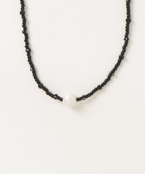 Ray BEAMS(レイビームス)の「O.ビーズ&ストーンNL(ネックレス・レディース・ホワイト/ピンク・ONE SIZE)」の1枚目の写真
