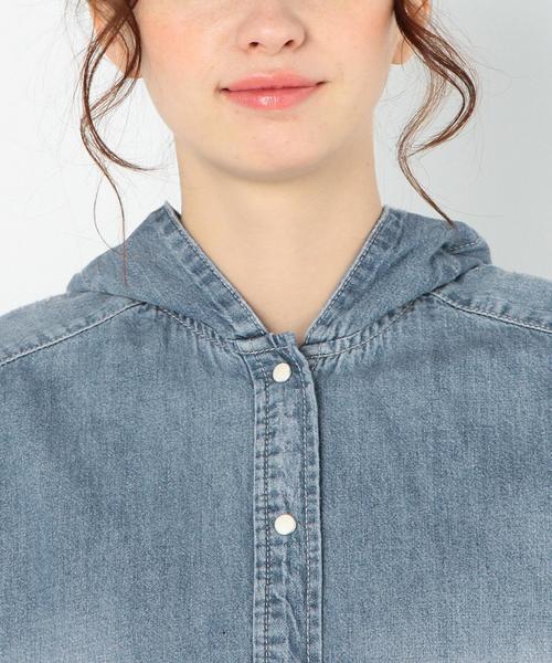 Another Edition（アナザーエディション）の「デニムフードシャツ/AEBC DNM HOOD SHT◆（シャツ/ブラウス・レディース・ライトブルー/オフホワイト・FREE）」の7枚目の写真