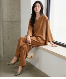 Sew loop（ソーループ）の「Vネックブラウス＆ワイドパンツセットアップ（セットアップ）」