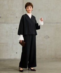 Sew loop（ソーループ）の「Vネックブラウス＆ワイドパンツセットアップ（セットアップ）」