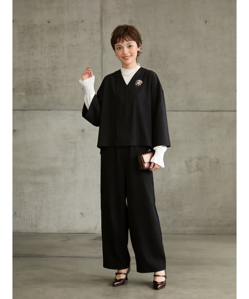 Sew loop(ソーループ)の「Vネックブラウス&ワイドパンツセットアップ(セットアップ・レディース・ブラック/ライトブラウン・M/L)」の5枚目の写真