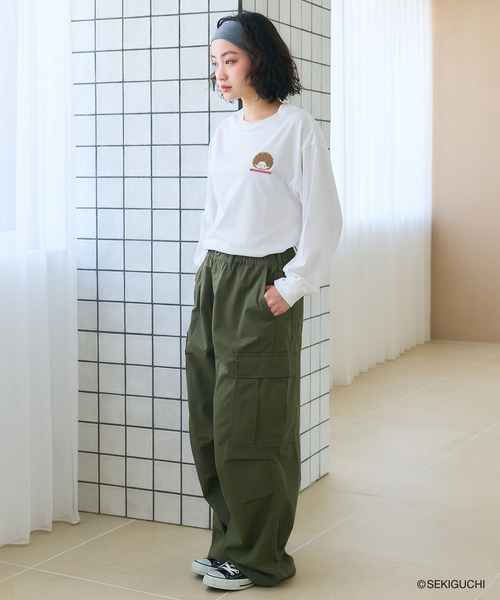 cross marche(クロスマルシェ)の「【モンチッチ】ワンポイント刺繍ロンT(Tシャツ/カットソー・レディース・オフホワイト/ブラック/ダークグリーン・L/M/LL)」の9枚目の写真