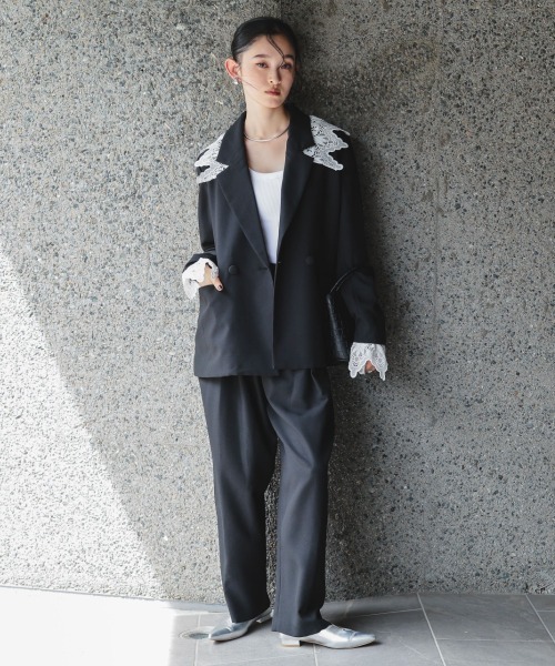 Callarus(カラルス)の「【セットアップ】レース使いダブルブレストデザインジャケットカーブパンツセットアップスーツ〔Callarus〕(セットアップ・レディース・チャコール/ブラック・S/L/M/LL)」の2枚目の写真