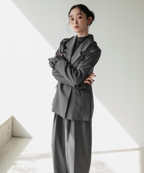 Callarus(カラルス)の「【セットアップ】レース使いダブルブレストデザインジャケットカーブパンツセットアップスーツ〔Callarus〕(セットアップ・レディース・チャコール/ブラック・S/L/M/LL)」の21枚目の写真