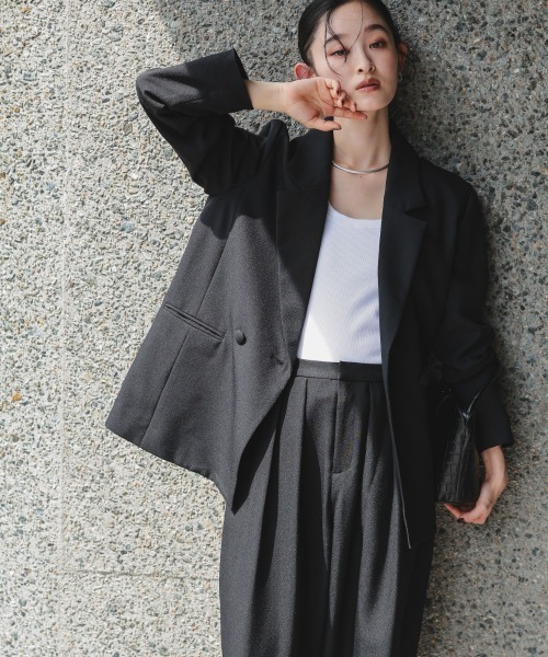Callarus(カラルス)の「【セットアップ】レース使いダブルブレストデザインジャケットカーブパンツセットアップスーツ〔Callarus〕(セットアップ・レディース・チャコール/ブラック・S/L/M/LL)」の15枚目の写真