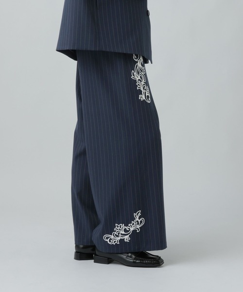 LEPSIM(レプシィム)の「《UN STANDARD by LEPSIM》チェーン刺繍ストライプパンツ 1051940(その他パンツ・レディース・ネイビー/グレー・FREE)」の17枚目の写真