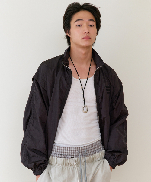 THEVINYLHOUSE(ザバイニルハウス)の「SHIRRING OVER NYLON JACKET BLACK(ナイロンジャケット・メンズ・その他・SMALL/MEDIUM/LARGE)」の8枚目の写真