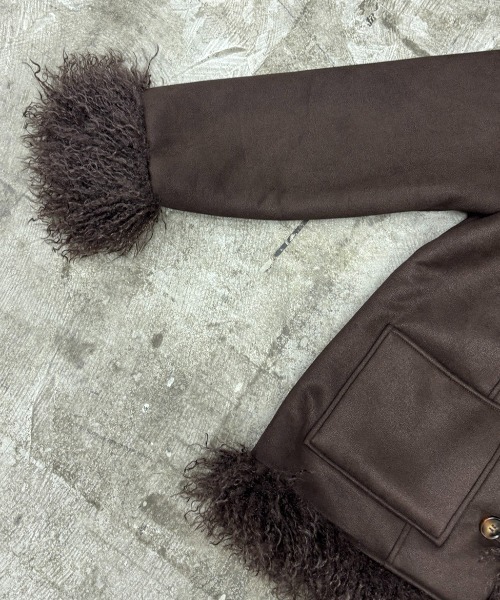 Rohwel(ローウェル)の「Volume Fur Mouton Coat / ボリュームファームートンコート(ムートンコート・レディース・ブラック/ブラウン/ベージュ・FREE)」の19枚目の写真