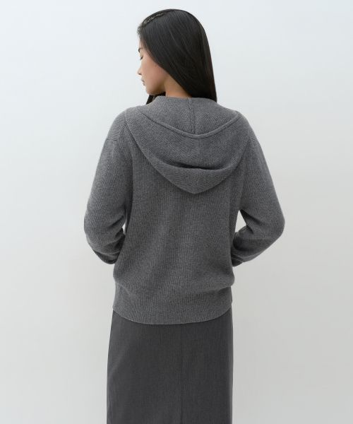 MUSINSA STANDARD WOMAN（ムシンサスタンダードウーマン）の「[ビクトリアウール] ウィメンズ ミニマル リブド フードパーカー ニット ジップアップ [ヘザーグレー]（ニット/セーター・レディース・その他・X-SMALL/SMALL/MEDIUM/LARGE）」の5枚目の写真