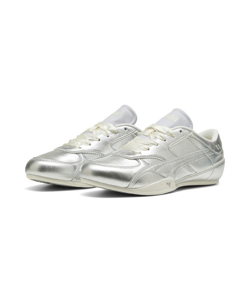 PUMA(プーマ)の「PUMA プーマ ウィメンズ ベラ ミナ パール スニーカー(スニーカー・レディース・クリーム/シルバー系その他・24.5cm/24.0cm/22.0cm/25.0cm/23.5cm/23.0cm/22.5cm/26.0cm/25.5cm)」の12枚目の写真