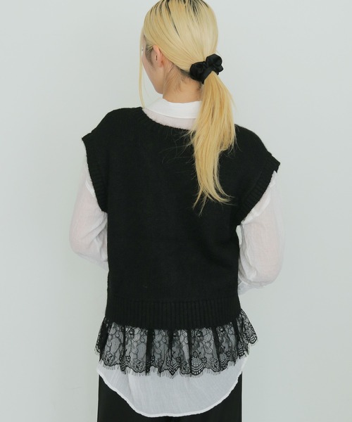 cheriella（シェリエラ）の「【cheriella】レースレイヤードVネックニットベスト LACE LAYERED V-NECK KNIT VEST（ベスト・レディース・ブラック/グレー/ブラウン・FREE）」の6枚目の写真