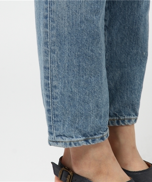 BLACK BY MOUSSY(ブラックバイマウジー)の「MANDHELING light blue Denim(デニムパンツ・レディース・ライトブルー・23inch/24inch/25inch/26inch)」の9枚目の写真