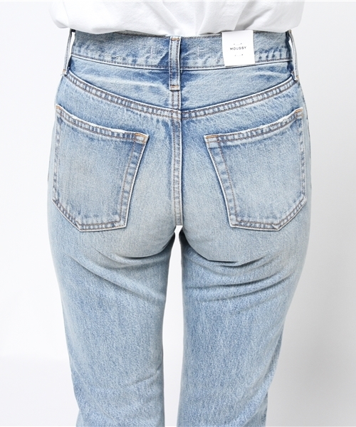 MOUSSY（マウジー）の「SLIT HEM SLIM STRAIGHT（デニムパンツ・レディース・ブルー・24inch/25inch/27inch/26inch）」の6枚目の写真