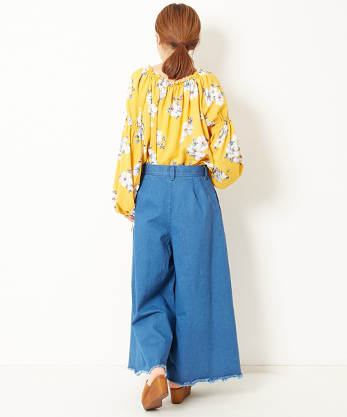 AMERICAN RAG CIE(アメリカンラグシー)の「AMERICAN RAG CIE デニムチノタックパンツ(デニムパンツ・レディース・インディゴブルー/ブルー・1/0)」の13枚目の写真