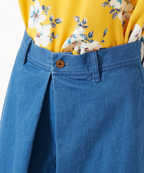 AMERICAN RAG CIE(アメリカンラグシー)の「AMERICAN RAG CIE デニムチノタックパンツ(デニムパンツ・レディース・インディゴブルー/ブルー・1/0)」の18枚目の写真