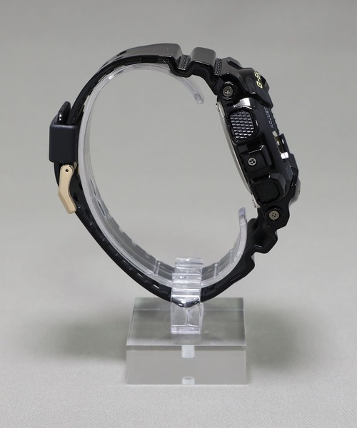 G-SHOCK（ジーショック）の「Black × Gold Series(ブラック×ゴールドシリーズ) / GD-100GB-1JF（デジタル腕時計・メンズ・ブラック×ゴールド・FREE）」の16枚目の写真