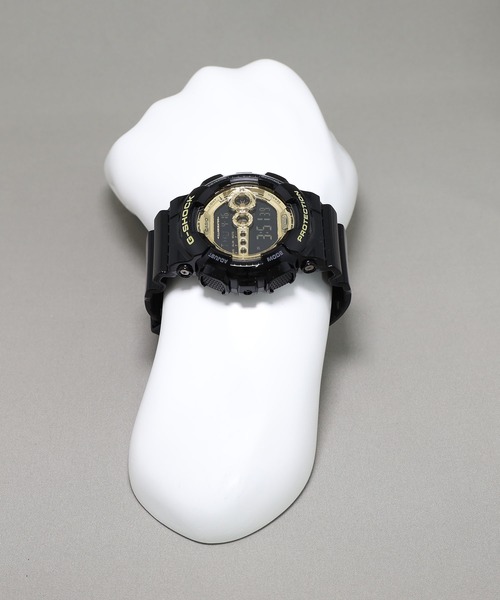 G-SHOCK（ジーショック）の「Black × Gold Series(ブラック×ゴールドシリーズ) / GD-100GB-1JF（デジタル腕時計・メンズ・ブラック×ゴールド・FREE）」の10枚目の写真