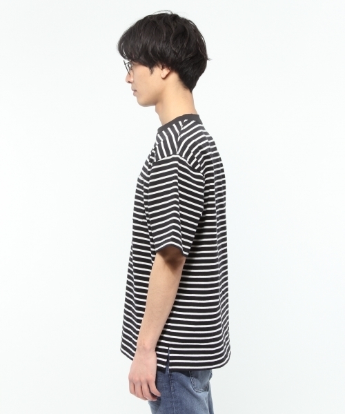 LAKOLE（ラコレ）の「【吸水速乾】プレーティング天竺ボーダー柄Tシャツ / LAKOLE（Tシャツ/カットソー・メンズ・ブラック/ホワイト・SMALL/MEDIUM/LARGE）」の6枚目の写真