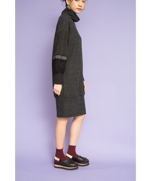 TEVALT（ヴァレット）の「<Titilate valet> ケーブル切替え　ボリュームスリーブニット　ワンピース（ワンピース・レディース・ブラック/杢グレー/チャコールグレー・38）」の8枚目の写真