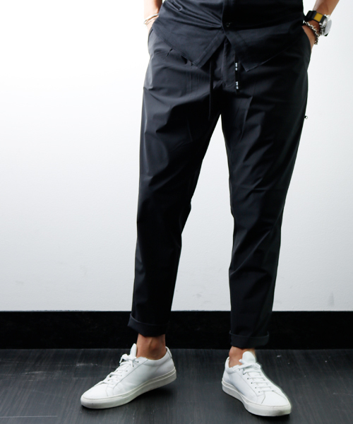 【美品TFW49】SOFT EASY TUCK PANTS サイズ3 ブルー 美品TFW49】SOFT EASY TUCK PANTS サイズ3 ブルー - メルカリ