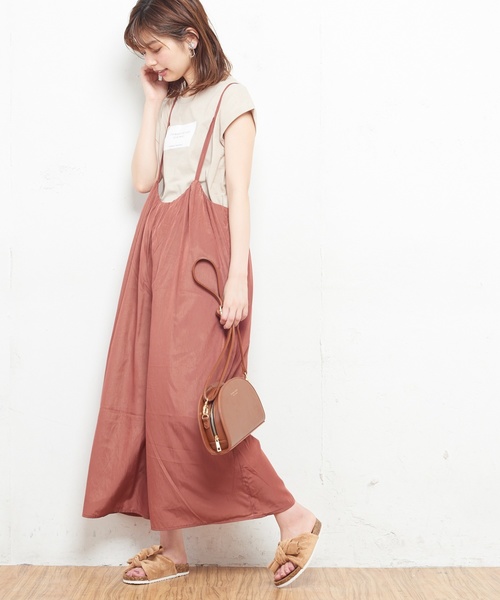 natural couture（ナチュラルクチュール）の「AWギャザー×後ろレースアップサロペ（ワンピース・レディース・ブラック/ベージュ/ドット/チェック/レンガ・FREE）」の4枚目の写真