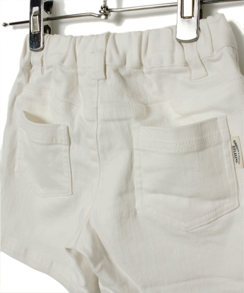 green label relaxing（グリーンレーベルリラクシング）の「ホワイトデニム ショートパンツ（その他パンツ・キッズ・ホワイト・S/105/M/115/L/125/XL/135）」の6枚目の写真