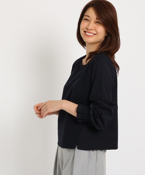 Sunauna(スーナウーナ)の「シャーリング袖ウール混ブラウス(シャツ/ブラウス・レディース・チャコールグレー/ネイビー・40/38/34)」の1枚目の写真