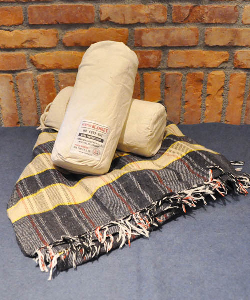 DULTON（ダルトン）の「ACRYLIC BLANKET / アクリル ブランケット（ブランケット・メンズ・C/D/E/A/B・FREE）」の4枚目の写真