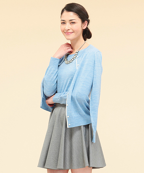 BEAMS LIGHTS Women's(ビームスライツ ウィメンズ)の「□BEAMS LIGHTS / ウォッシャブルウール カーディガン(カーディガン/ボレロ・レディース・オフホワイト/ライトグレー/サックスブルー・ONE SIZE)」の3枚目の写真