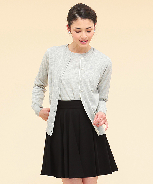 BEAMS LIGHTS Women's(ビームスライツ ウィメンズ)の「□BEAMS LIGHTS / ウォッシャブルウール カーディガン(カーディガン/ボレロ・レディース・オフホワイト/ライトグレー/サックスブルー・ONE SIZE)」の2枚目の写真