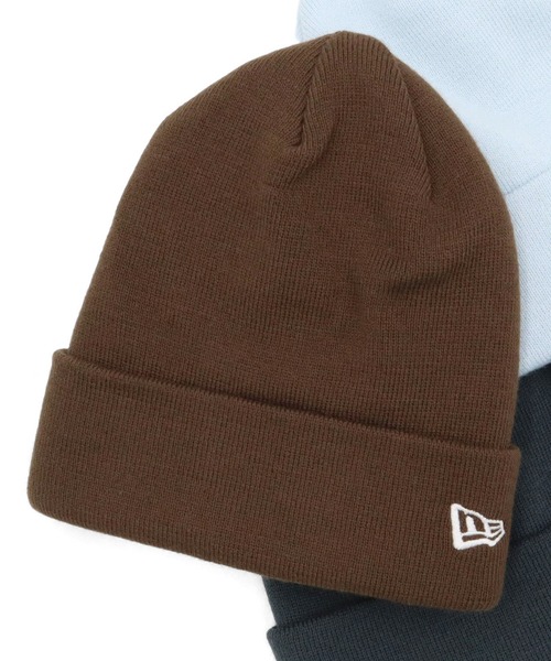 NEW ERA(ニューエラ)の「ニューエラ ベーシック カフ ニット帽(ニットキャップ/ビーニー・メンズ・ブラック×ホワイト/ケリーグリーン/ブルー系その他/ブラック×ゴールド/ロイヤルブルー/ネイビー/バーガンディー/ライトグレー/ホワイト×ブラック/ブラウン/レッド/アイボリー/カモフラージュ/グリーン系その他/ウィート/チャコール/ブラック×ブラック/ベージュ/タイガーカモ/アーミー/イエロー/ウッドランド/ブラック×シルバー/オリーブ/ベージュ系その他/ブラック系その他2/ストーン/オフホワイト/ブラウン系/ブラウン系その他2/ブラウン系その他/オレンジ系その他2/ライトブルー/ライトパープル/ダークブラウン/ライトオリーブ/ライトイエロー/ライトピンク/インディゴブルー/コーラルピンク/レッド系その他・FREE)」の16枚目の写真