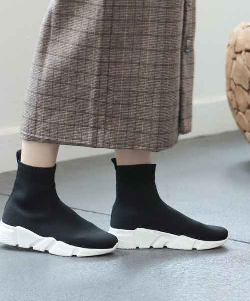 SESTO（セスト）の「厚底スニーカーソックスブーツ（ブーツ・レディース・ブラック/ブラック系その他/ベージュ・38/39/35/36/37）」の6枚目の写真