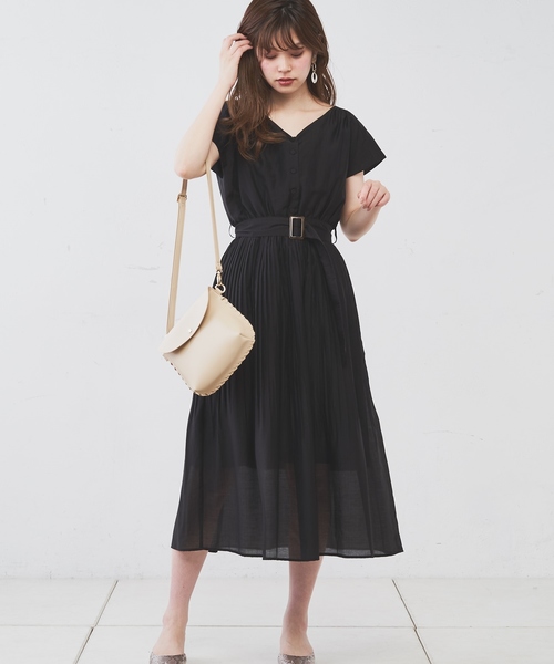 natural couture（ナチュラルクチュール）の「カシュクール2WAYプリーツワンピース（ワンピース・レディース・ブラック/ベージュ/ブラック系その他/ブラウン系その他/ピンク/ストライプ・FREE）」の2枚目の写真