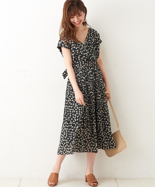 natural couture（ナチュラルクチュール）の「カシュクール2WAYプリーツワンピース（ワンピース・レディース・ブラック/ベージュ/ブラック系その他/ブラウン系その他/ピンク/ストライプ・FREE）」の10枚目の写真