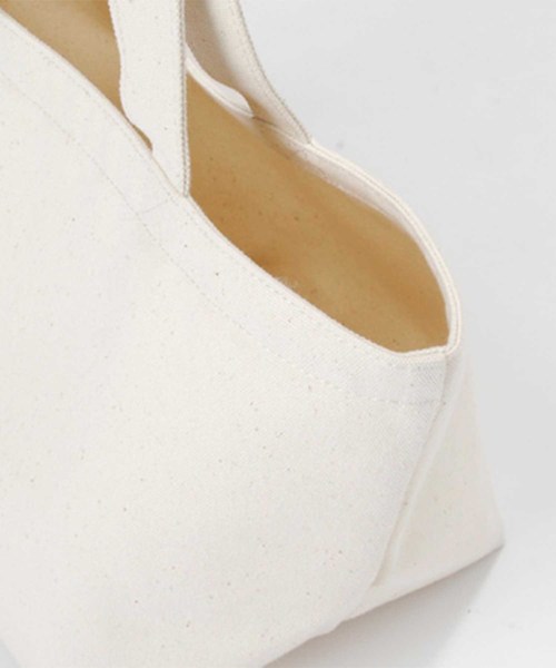 United Athle（ユナイテッドアスレ）の「推し活トートに！【UNITED ATHLE】ヘビーキャンバスランチトートバッグ 1543（トートバッグ・レディース・ブラック/ネイビー/グレー/レッド/イエロー/ブルー/グリーン/アイボリー/キャメル・FREE）」の14枚目の写真