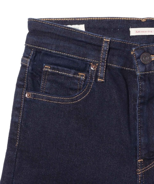 Levi's（リーバイス）の「Levi's/リーバイス 721(TM) ハイライズスキニーフィット TO THE NINE（デニムパンツ・レディース・ダークインディゴブルー・28inch/24inch/25inch/26inch/27inch/23inch/30inch/29inch）」の4枚目の写真