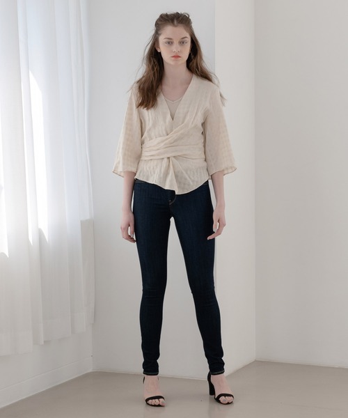 Levi's（リーバイス）の「Levi's/リーバイス 721(TM) ハイライズスキニーフィット TO THE NINE（デニムパンツ・レディース・ダークインディゴブルー・28inch/24inch/25inch/26inch/27inch/23inch/30inch/29inch）」の13枚目の写真