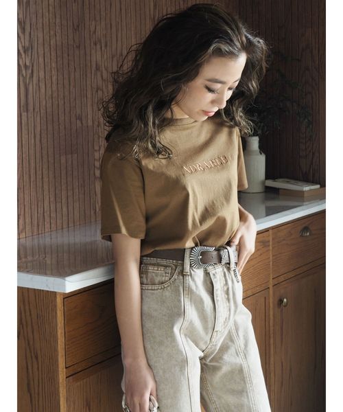 EVRIS（エヴリス）の「ケミカルウォッシュストレートデニムパンツ（デニムパンツ・レディース・ライトブルー/ベージュ・MEDIUM/SMALL）」の22枚目の写真